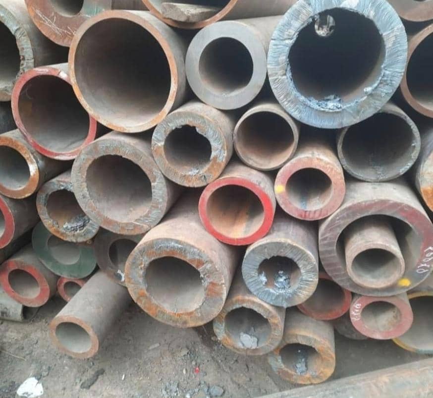 فروش عمده و خرده لوله مانیسمان و صنعتی پورحیدر در زنجان